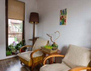 Maison 8 chambres à vendre dans Cluj-napoca, zone Marasti