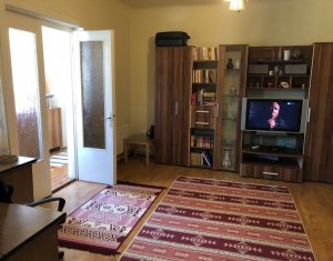 Maison 3 chambres à louer dans Floresti