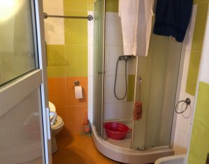 Maison 3 chambres à louer dans Floresti