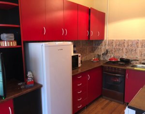 Maison 3 chambres à louer dans Floresti