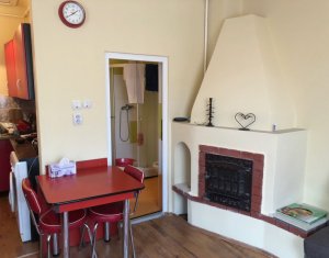 Maison 3 chambres à louer dans Floresti
