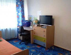 Lakás 4 szobák eladó on Cluj-napoca, Zóna Manastur
