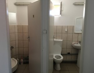 Üzlethelyiség eladó on Floresti