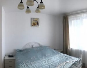 Lakás 3 szobák eladó on Floresti