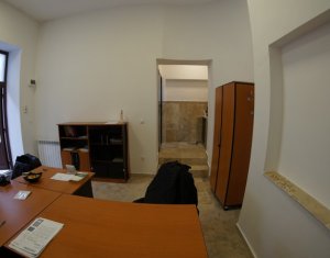 Bureau à louer dans Cluj-napoca, zone Centru