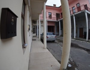 Bureau à louer dans Cluj-napoca, zone Centru