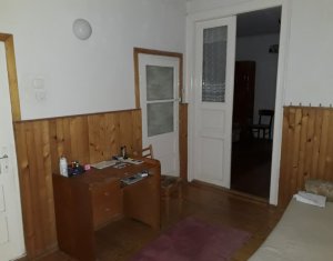 Maison 4 chambres à vendre dans Cluj-napoca, zone Marasti