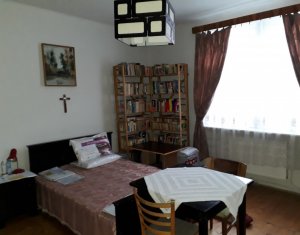 Maison 4 chambres à vendre dans Cluj-napoca, zone Marasti