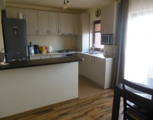 Appartement 3 chambres à vendre dans Floresti