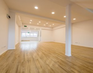 Bureau à louer dans Cluj-napoca, zone Marasti