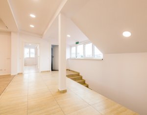 Bureau à louer dans Cluj-napoca, zone Marasti