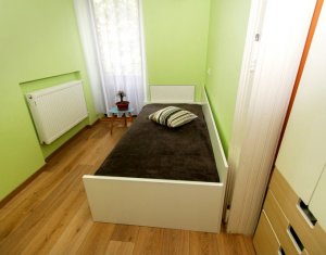 Appartement 4 chambres à vendre dans Cluj-napoca, zone Centru