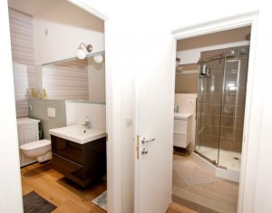 Appartement 4 chambres à vendre dans Cluj-napoca, zone Centru