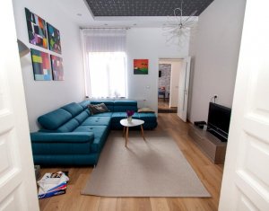 Appartement 4 chambres à vendre dans Cluj-napoca, zone Centru