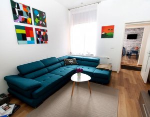 Appartement 4 chambres à vendre dans Cluj-napoca, zone Centru