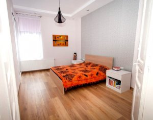 Appartement 4 chambres à vendre dans Cluj-napoca, zone Centru