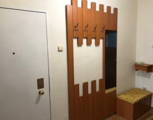 Appartement 3 chambres à louer dans Cluj-napoca, zone Plopilor