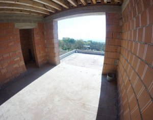 Maison 5 chambres à vendre dans Cluj-napoca, zone Dambul Rotund