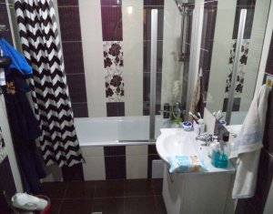 Appartement 3 chambres à vendre dans Floresti