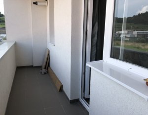 Lakás 2 szobák eladó on Floresti
