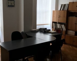 Bureau à louer dans Cluj-napoca, zone Iris