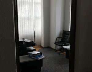 Bureau à louer dans Cluj-napoca, zone Iris