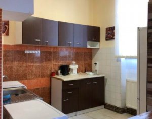Lakás 3 szobák kiadó on Cluj-napoca, Zóna Centru