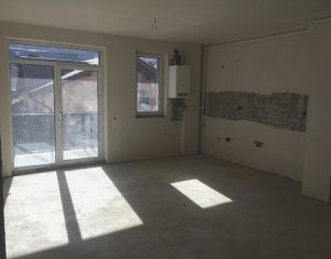 Lakás 3 szobák eladó on Floresti