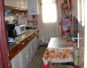 Appartement 3 chambres à vendre dans Cluj-napoca, zone Manastur