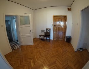 Lakás 4 szobák eladó on Cluj-napoca, Zóna Centru