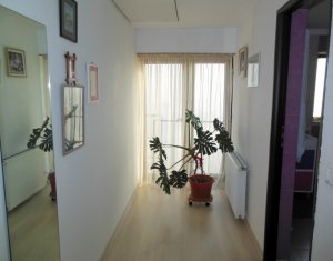 Maison 5 chambres à vendre dans Comsesti