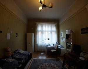 Appartement 3 chambres à vendre dans Cluj-napoca, zone Centru