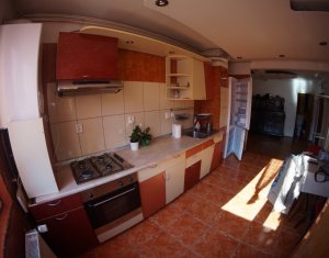 Appartement 4 chambres à louer dans Cluj-napoca, zone Manastur