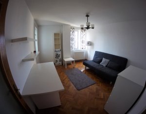 , 104m2 dans Cluj-napoca, zone Manastur