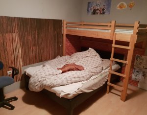 Appartement 3 chambres à vendre dans Cluj-napoca, zone Manastur