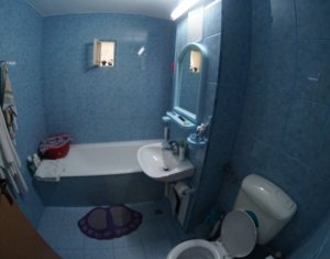 Appartement 3 chambres à vendre dans Cluj-napoca, zone Manastur