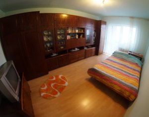 Appartement 3 chambres à vendre dans Cluj-napoca, zone Manastur