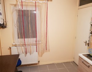 Appartement 3 chambres à vendre dans Cluj-napoca, zone Marasti