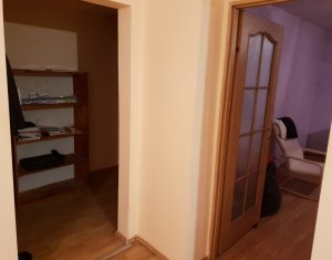 Appartement 3 chambres à vendre dans Cluj-napoca, zone Marasti