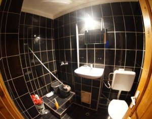 Appartement 4 chambres à vendre dans Cluj-napoca, zone Manastur