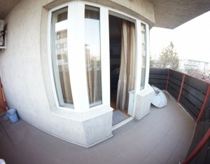 Appartement 3 chambres à louer dans Cluj-napoca, zone Zorilor