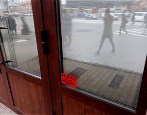 Espace Commercial à louer, 8m2 dans Cluj-napoca, zone Centru