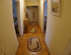 , 82m2 dans Cluj-napoca, zone Marasti