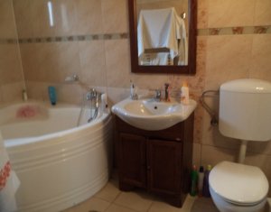 Maison 4 chambres à vendre dans Gilau