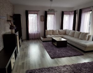 , 220m2 dans Cluj-napoca, zone Manastur