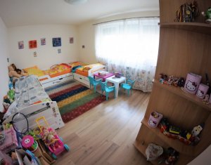 Appartement 4 chambres à vendre dans Cluj-napoca, zone Europa