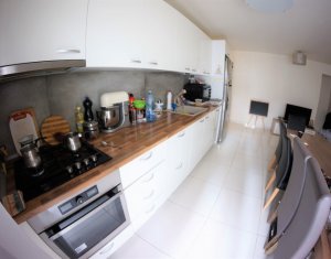 Appartement 4 chambres à vendre dans Cluj-napoca, zone Europa