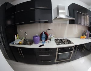 Appartement 3 chambres à vendre dans Cluj-napoca, zone Centru