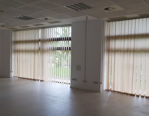Bureau à louer, 303m2 dans Cluj-napoca, zone Plopilor