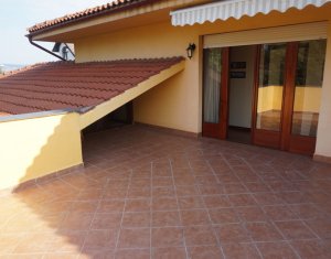 Maison 6 chambres à vendre dans Cluj-napoca, zone Andrei Muresanu